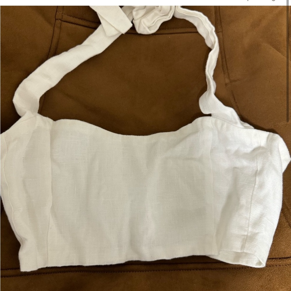 DISSH White Crop Top